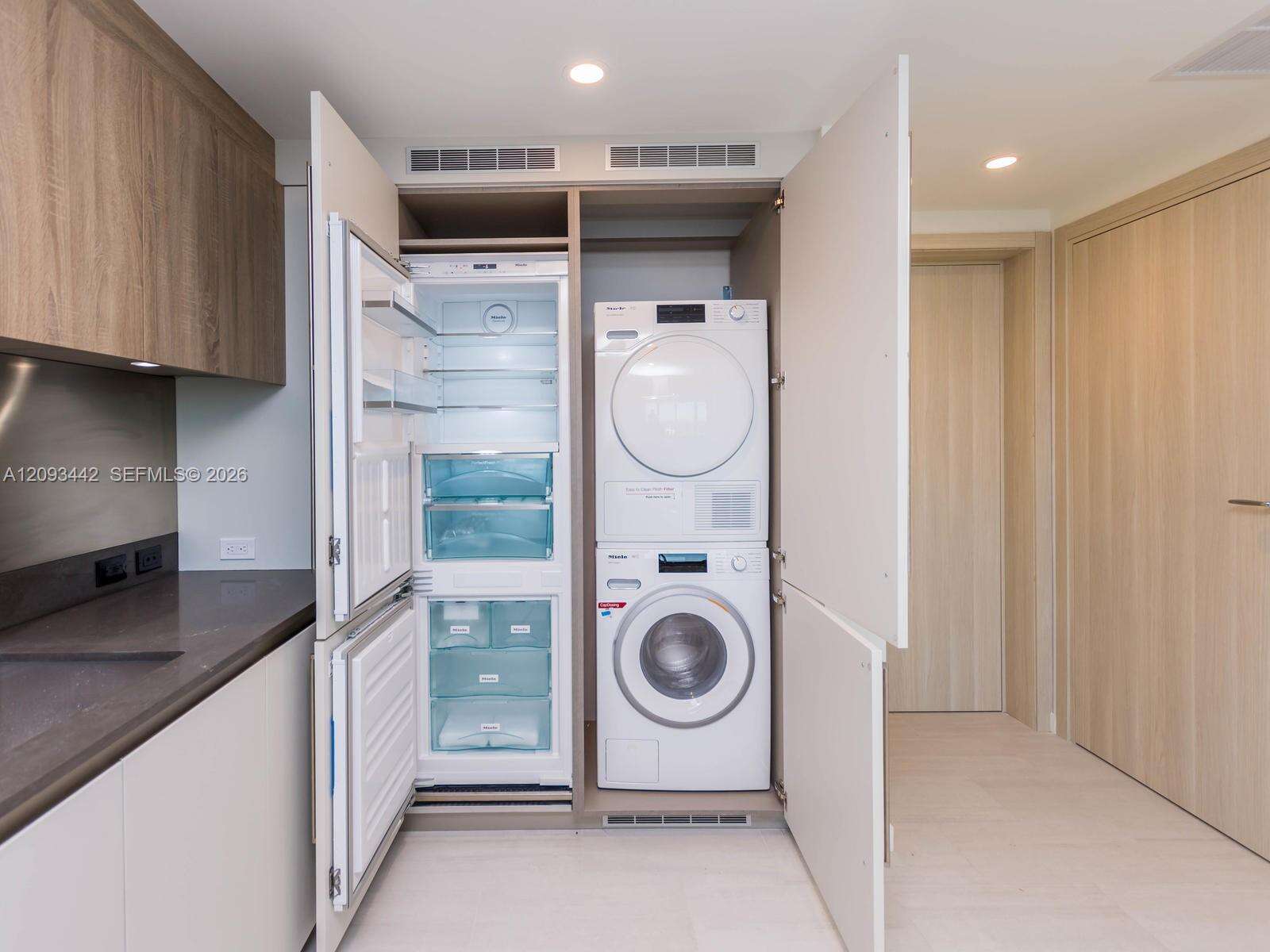 Brickell Flatiron | Unit #4104 Unit #4104 | Picture 15