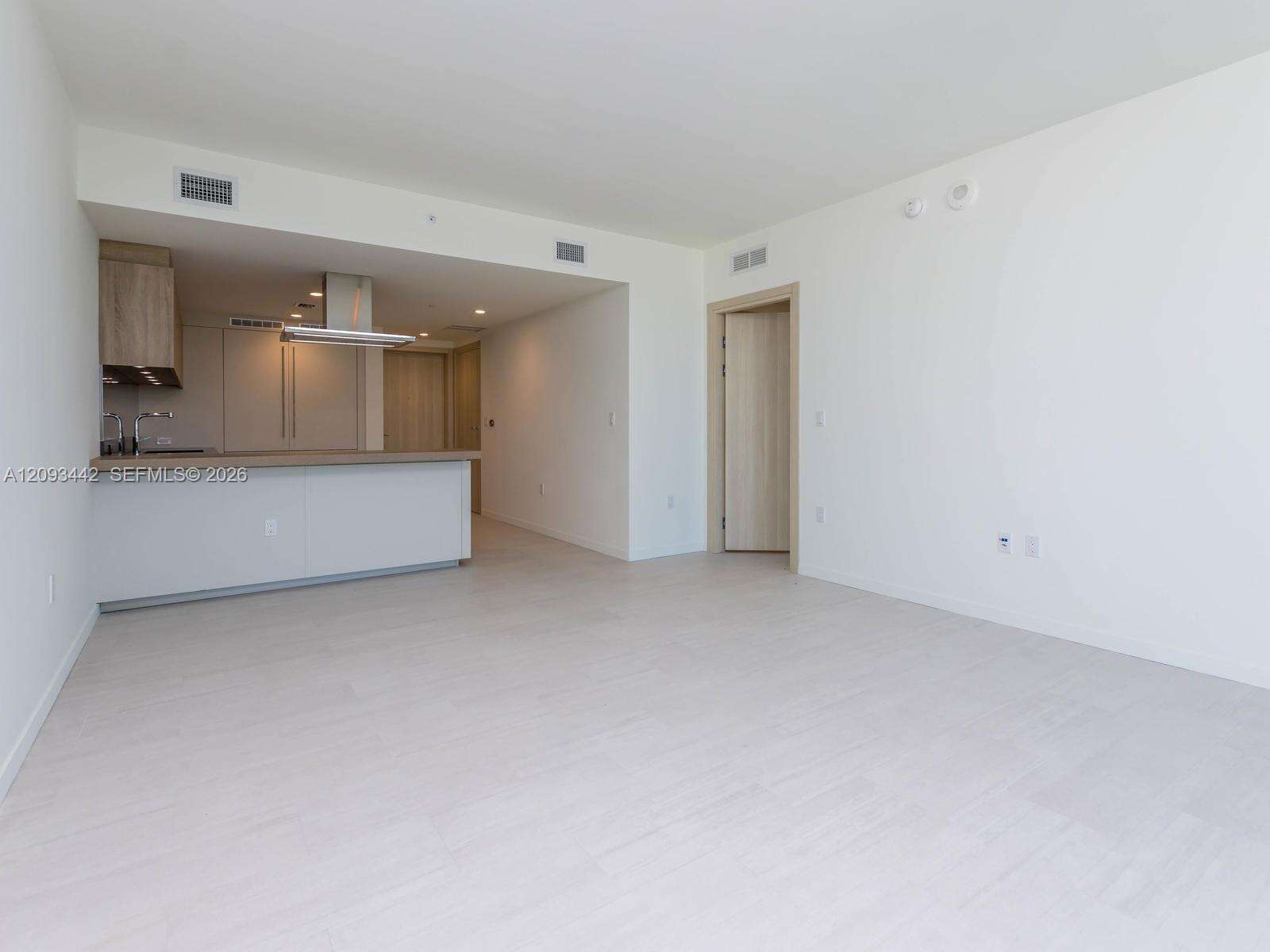 Brickell Flatiron | Unit #4104 Unit #4104 | Picture 7
