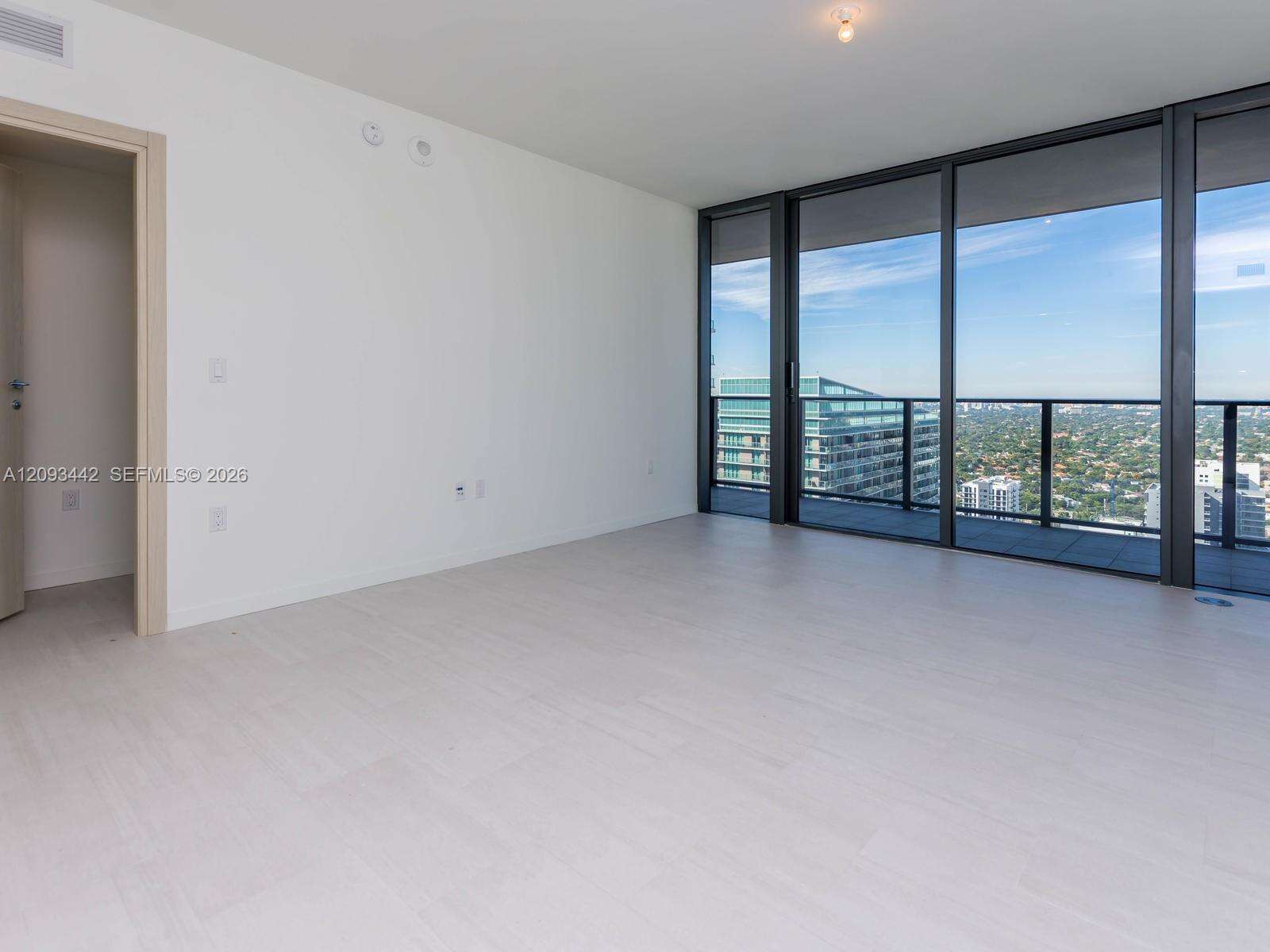 Brickell Flatiron | Unit #4104 Unit #4104 | Picture 8