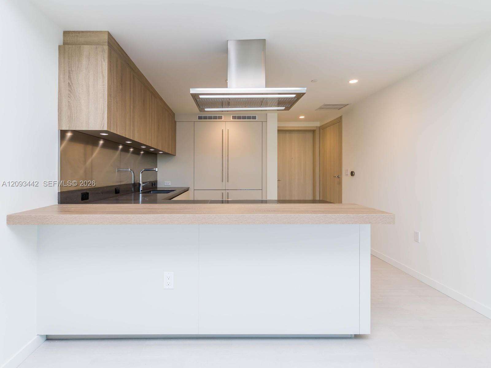 Brickell Flatiron | Unit #4104 Unit #4104 | Picture 10