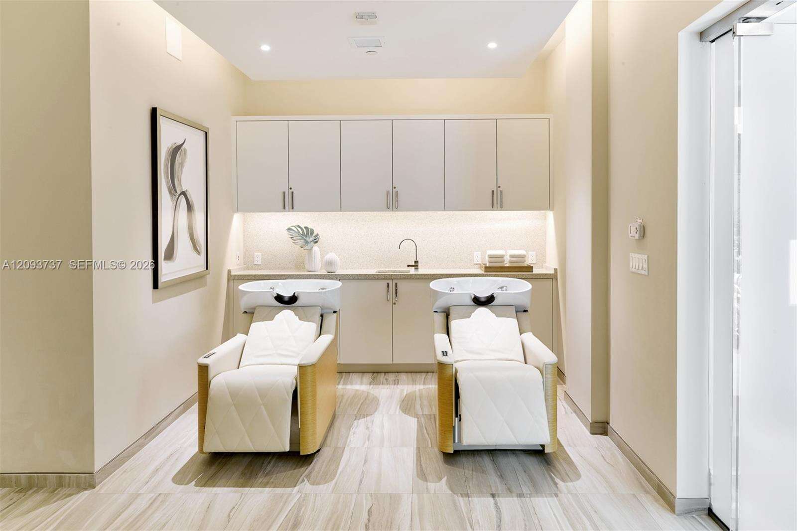 Ocean Tower One | Unit #202 Unit #202 | Picture 74