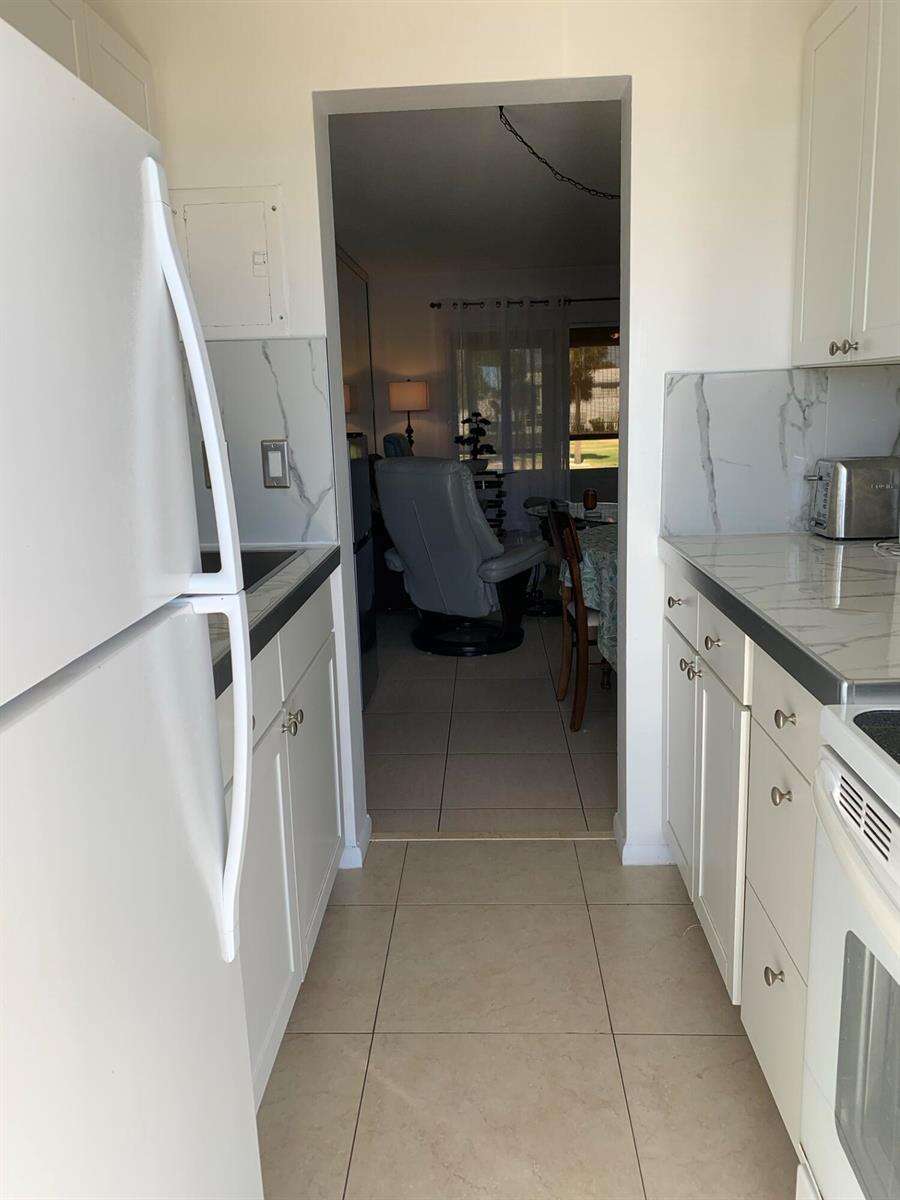 Leisureville Fairway Twelve | Unit #2028 Unit #2028 | Picture 5