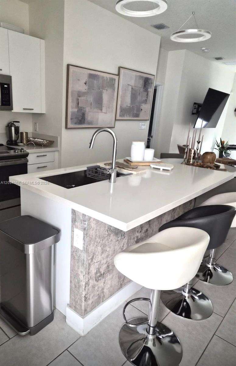 Urbana At The Residences Condo No 3 Unt E 208 Ph 5 | Unit #E-208 Unit #E-208 | Picture 11
