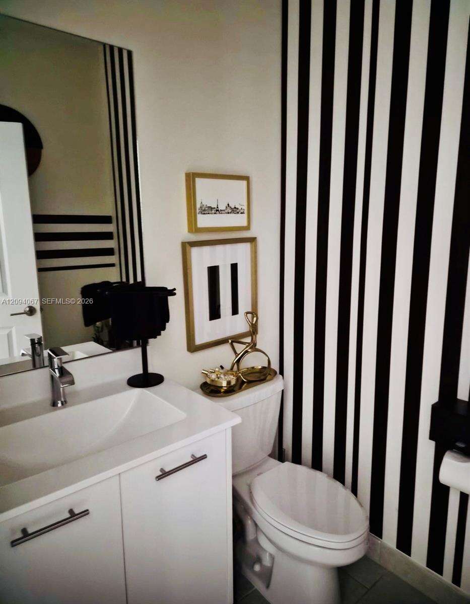 Urbana At The Residences Condo No 3 Unt E 208 Ph 5 | Unit #E-208 Unit #E-208 | Picture 13