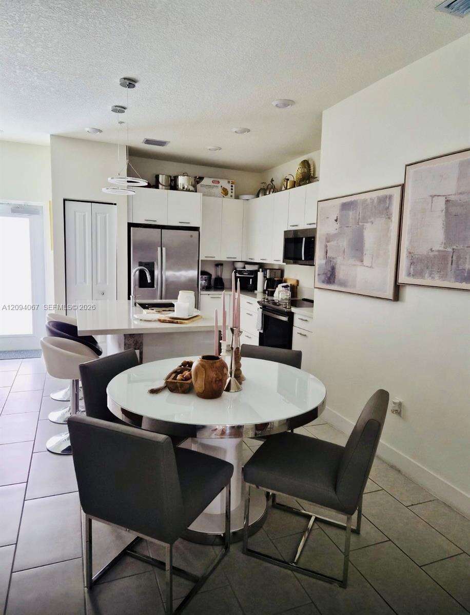 Urbana At The Residences Condo No 3 Unt E 208 Ph 5 | Unit #E-208 Unit #E-208 | Picture 15