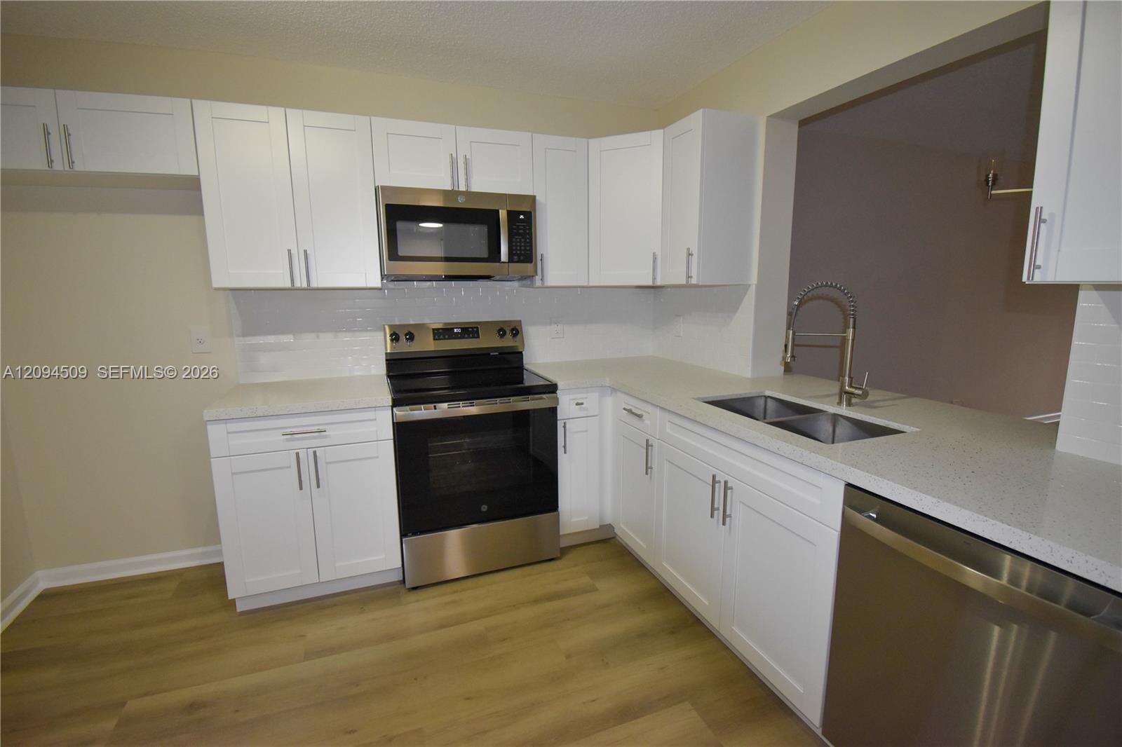 Jacaranda Heights | Unit #303 Unit #303 | Picture 2