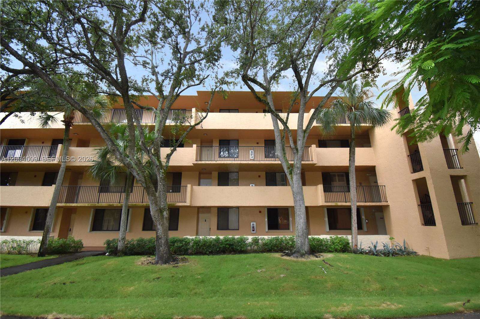Jacaranda Heights | Unit #303 Unit #303 | Picture 18