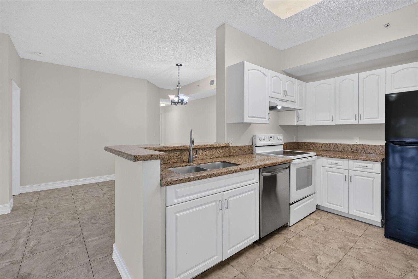Courtyards At Davie | Unit #207e Unit #207e | Picture 3