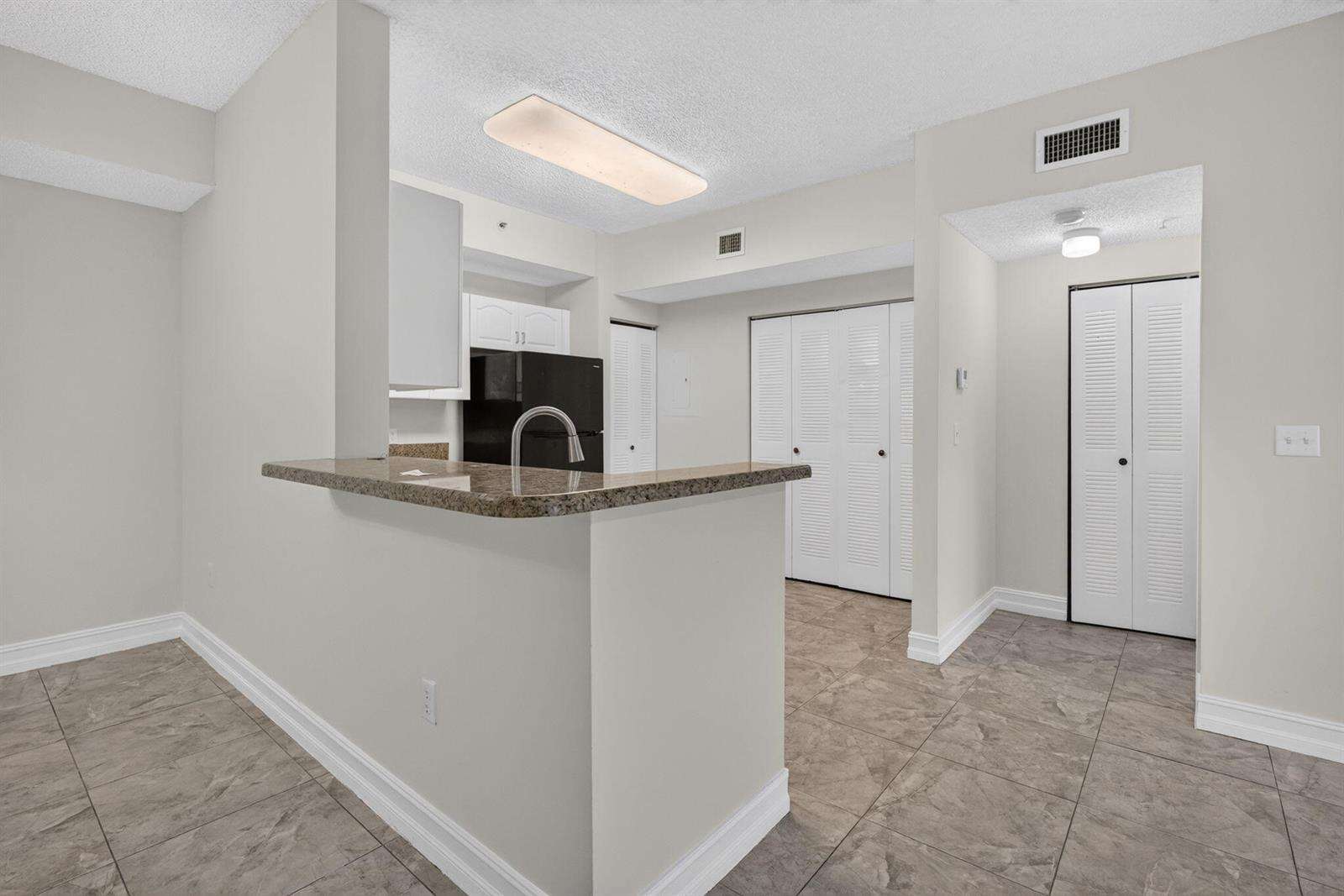 Courtyards At Davie | Unit #207e Unit #207e | Picture 7