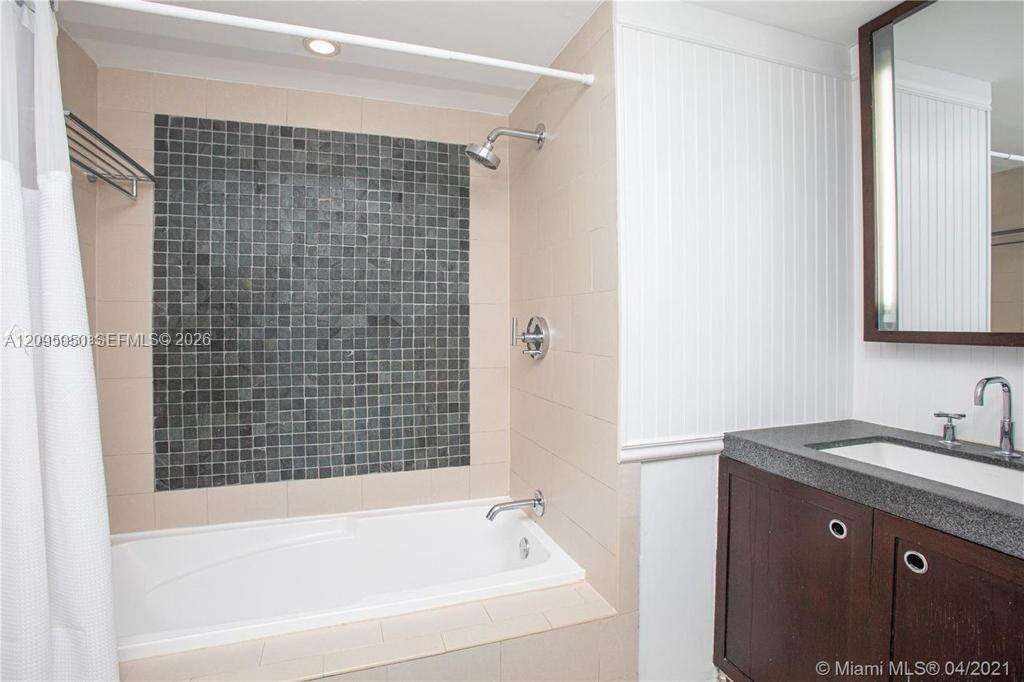 Sole | Unit #2406 Unit #2406 | Picture 11