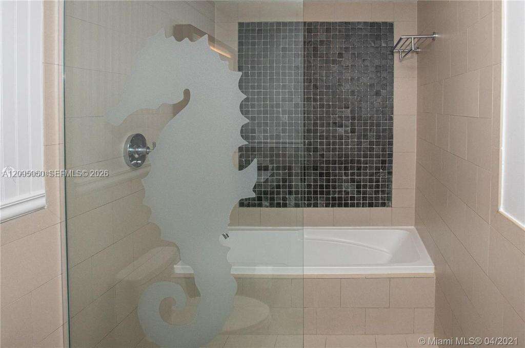 Sole | Unit #2406 Unit #2406 | Picture 6