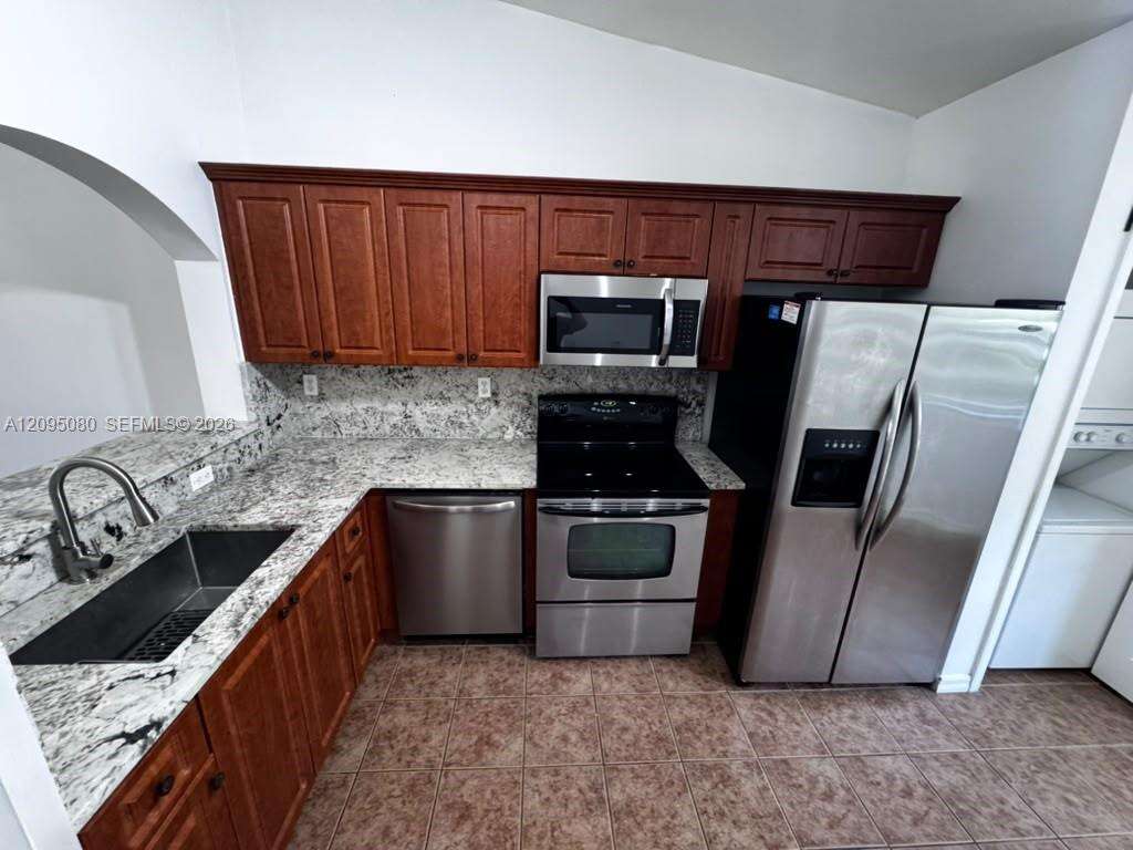 Venetia Gardens South Condo One | Unit #203-30 Unit #203-30 | Picture 5