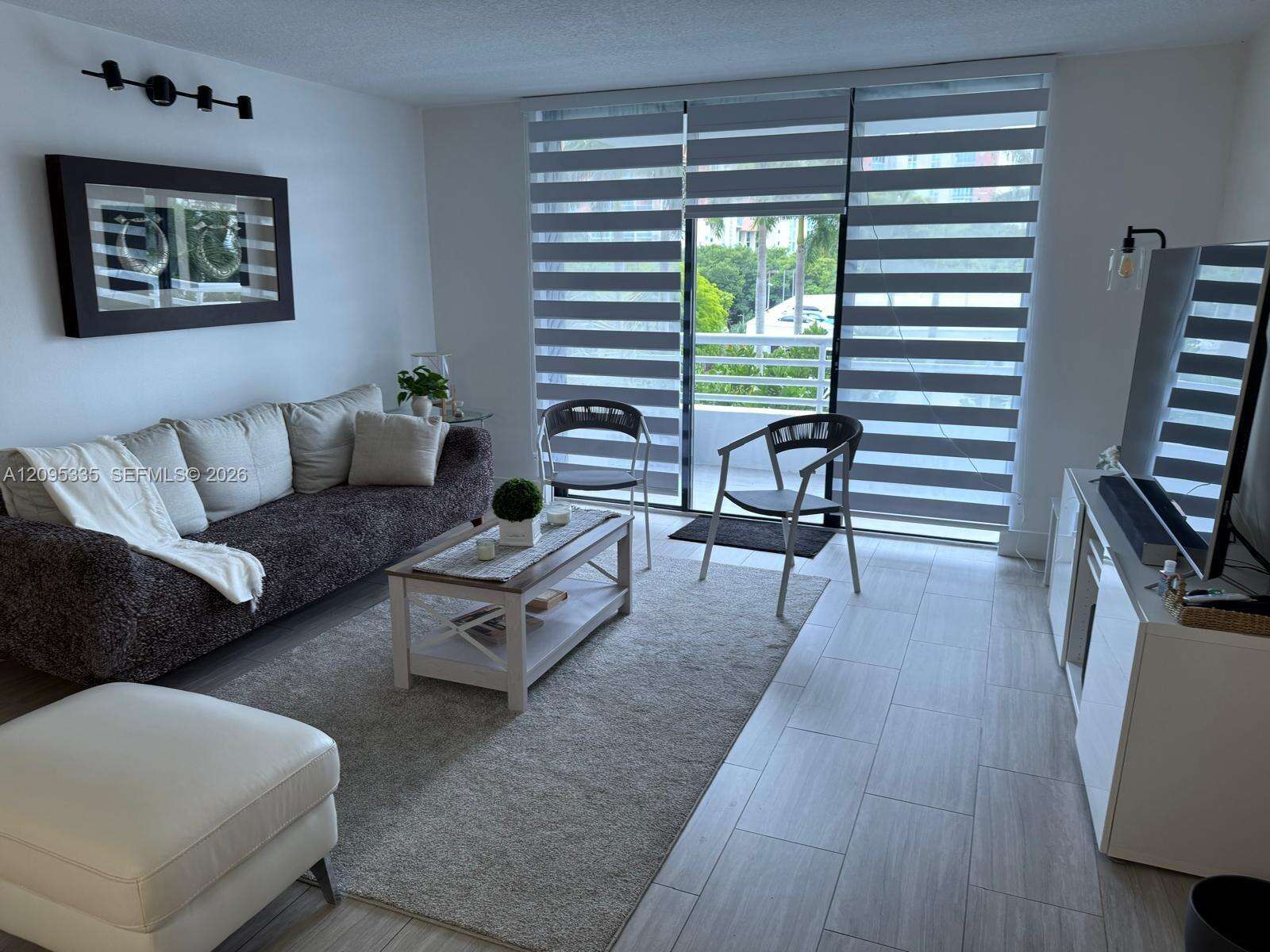 Parc Central Aventura East | Unit #414 Unit #414 | Picture 5