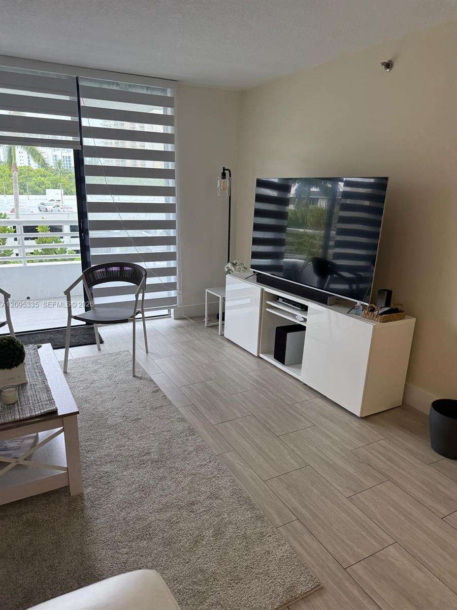 Parc Central Aventura East | Unit #414 Unit #414 | Picture 10