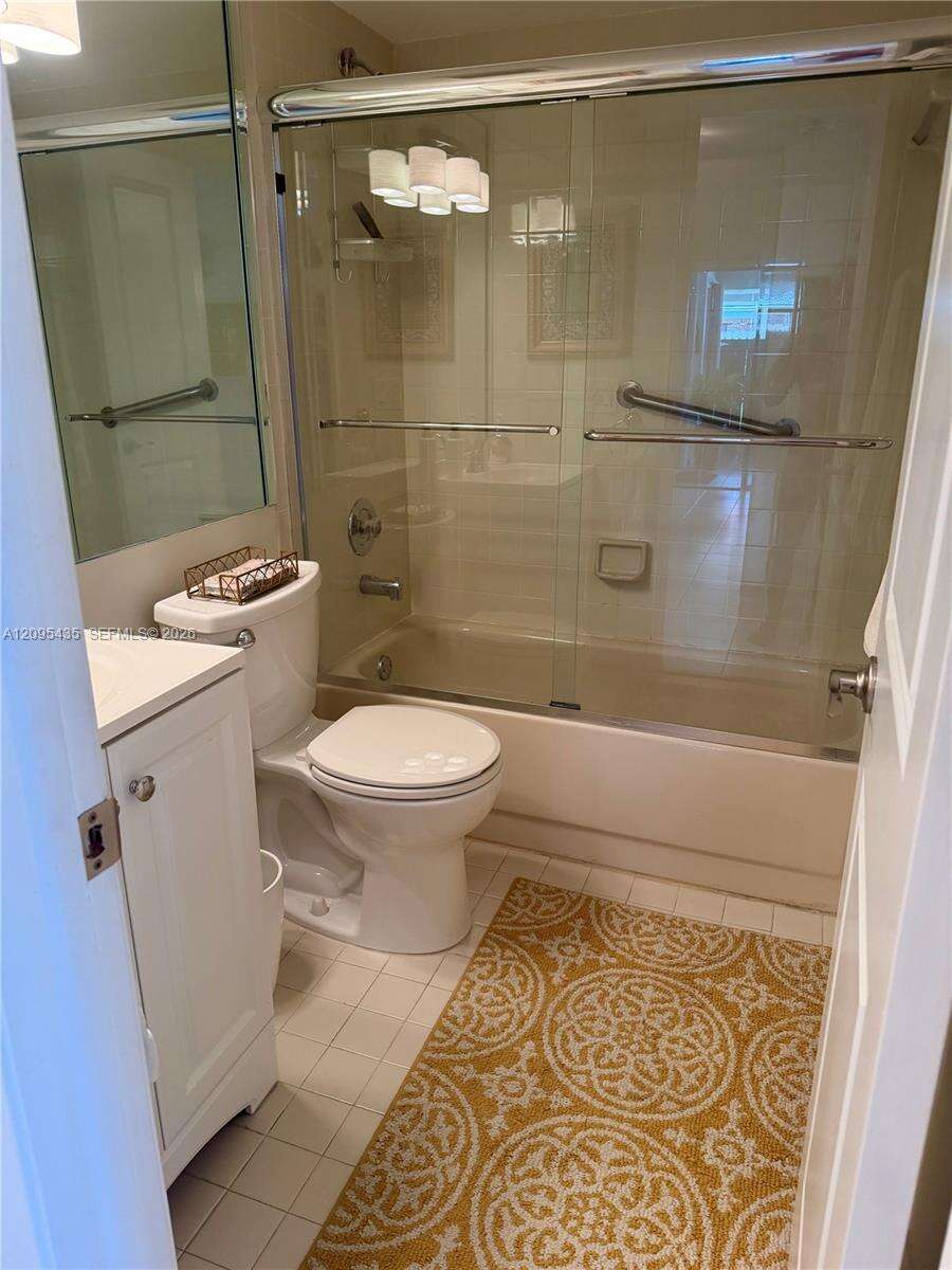 Kenland Walk Condo Iv | Unit #103 Unit #103 | Picture 16