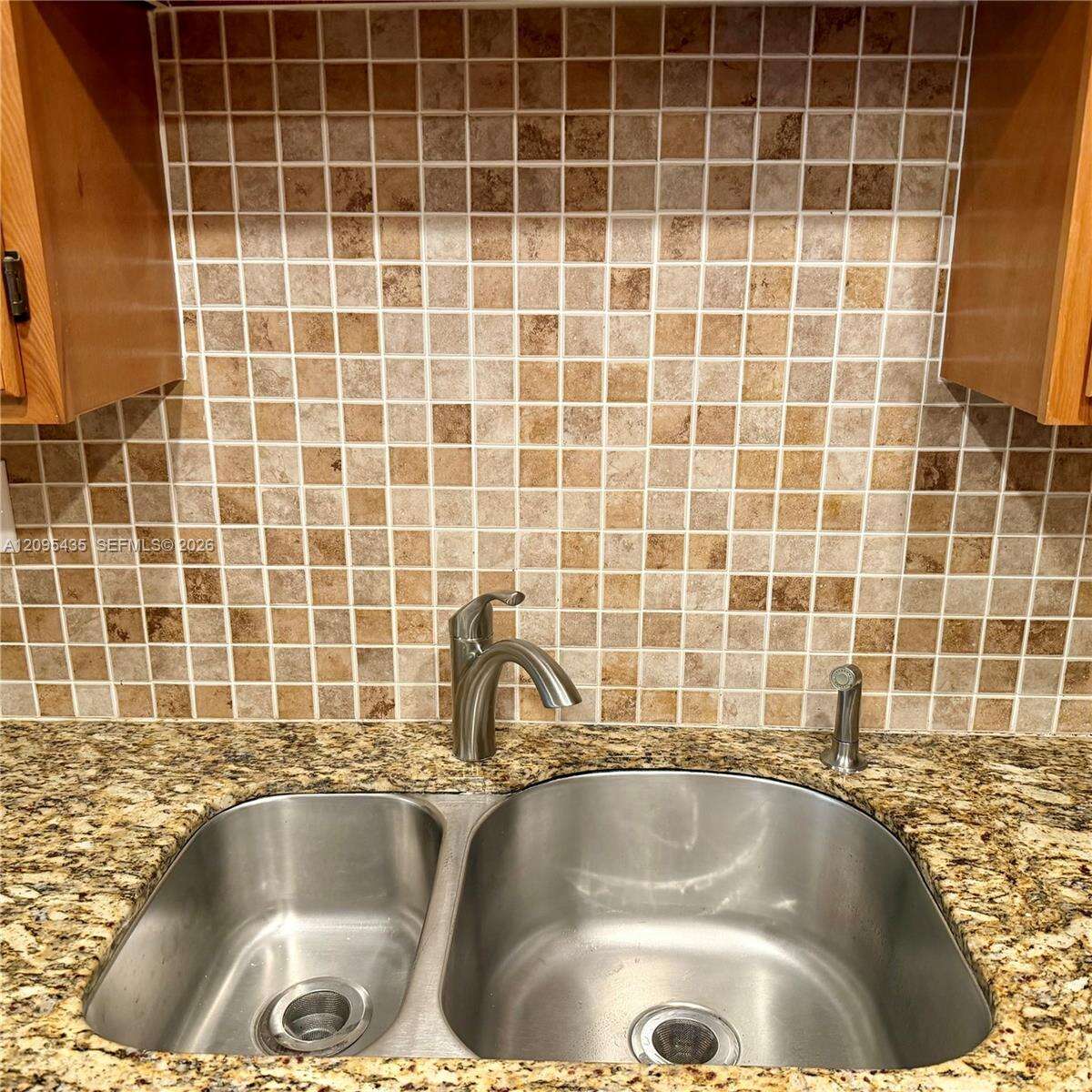 Kenland Walk Condo Iv | Unit #103 Unit #103 | Picture 23