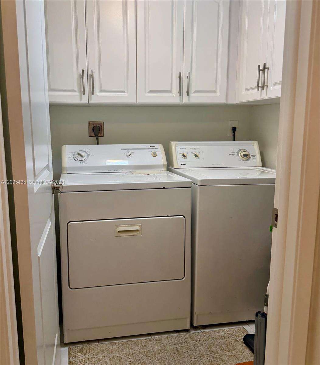 Kenland Walk Condo Iv | Unit #103 Unit #103 | Picture 25
