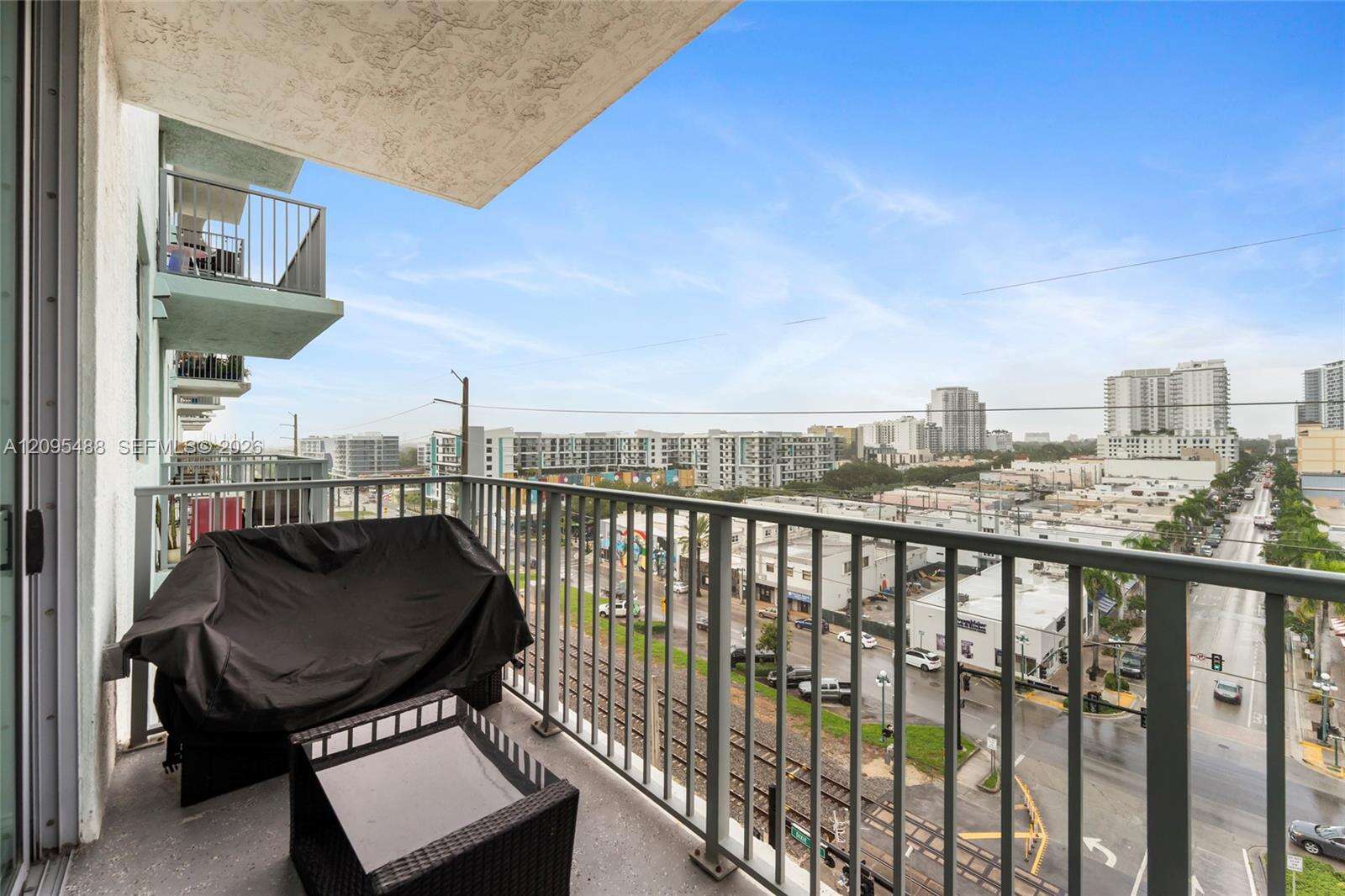 Hollywood Station Res | Unit #725 Unit #725 | Picture 5