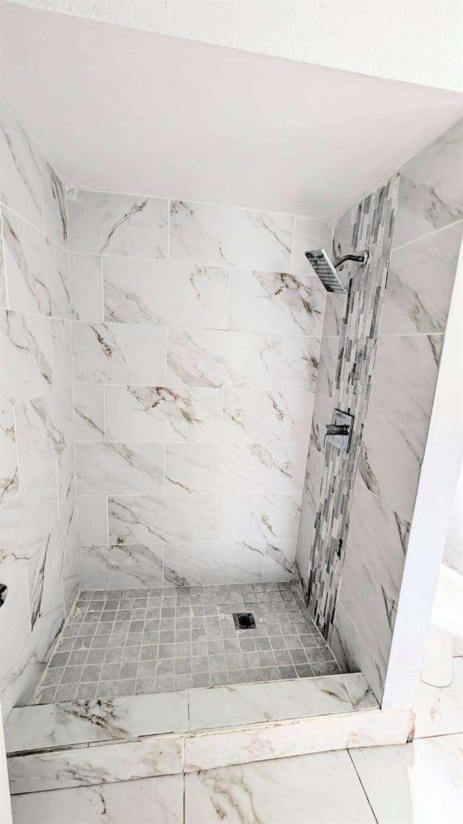 Glenwood Subdivision | Unit #EAST Unit #EAST | Picture 12