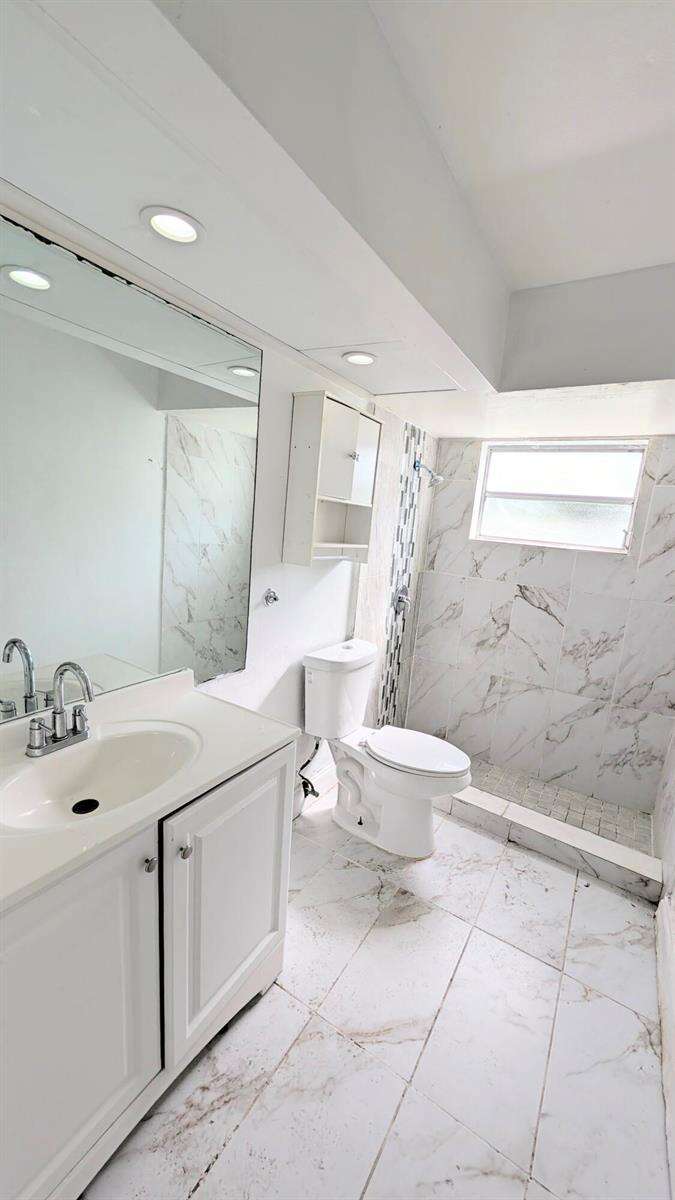 Glenwood Subdivision | Unit #EAST Unit #EAST | Picture 15