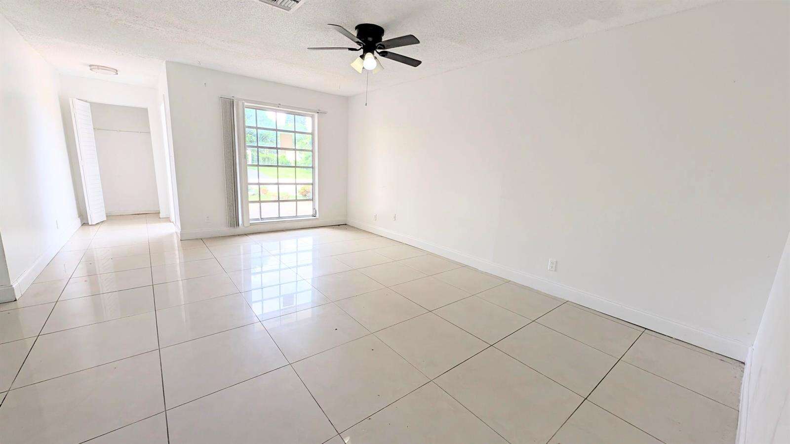 Glenwood Subdivision | Unit #EAST Unit #EAST | Picture 3