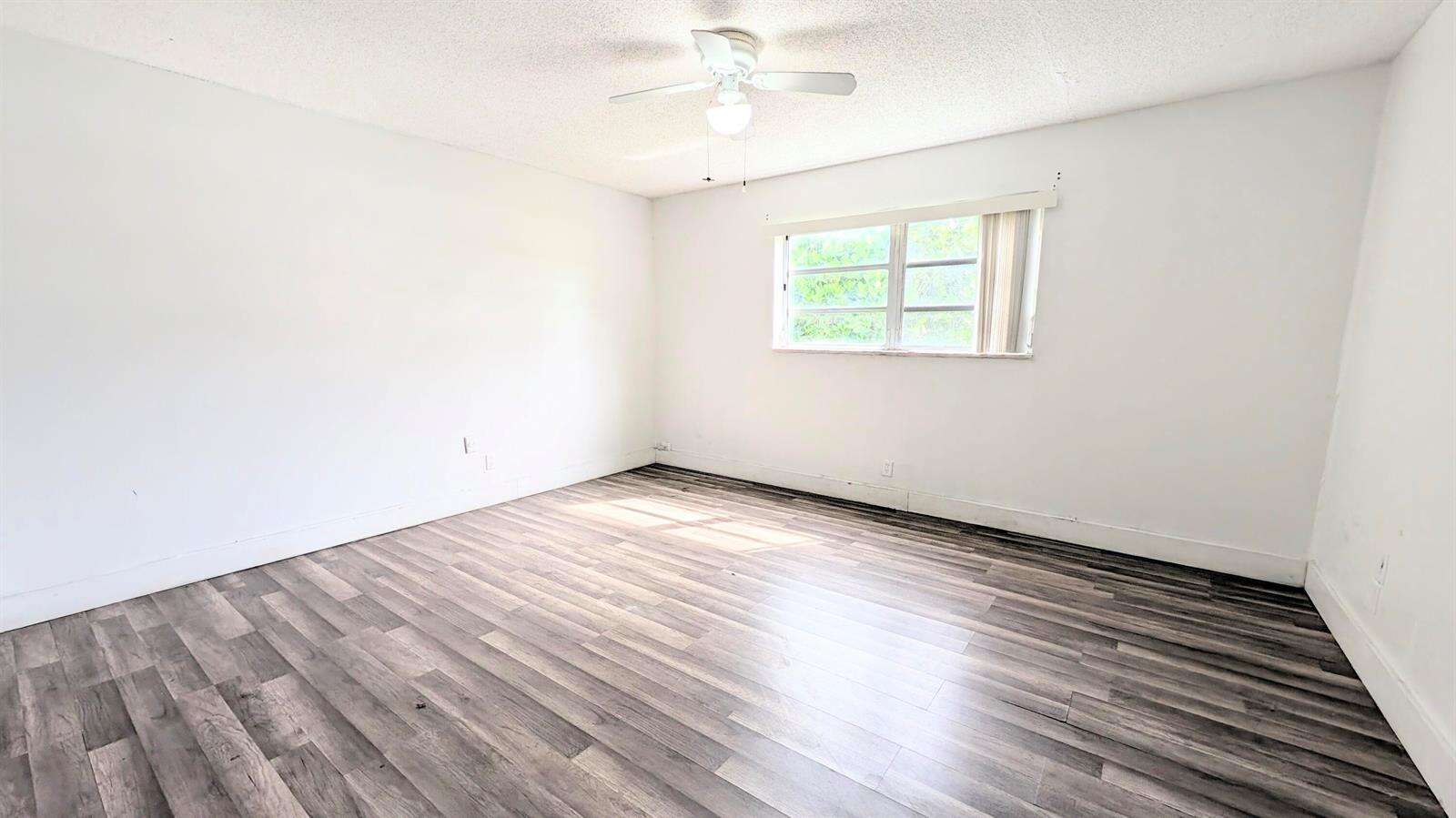 Glenwood Subdivision | Unit #EAST Unit #EAST | Picture 10