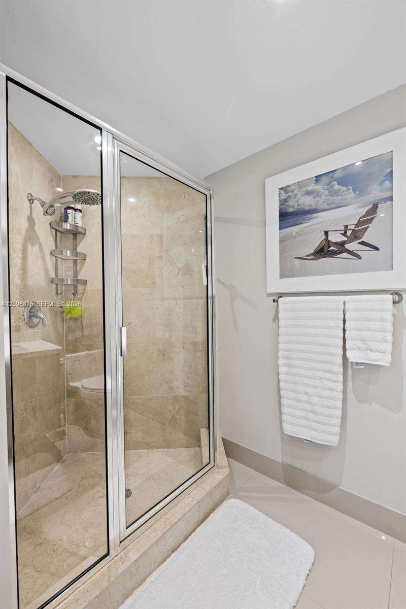 360 Condo B | Unit #706B Unit #706B | Picture 14