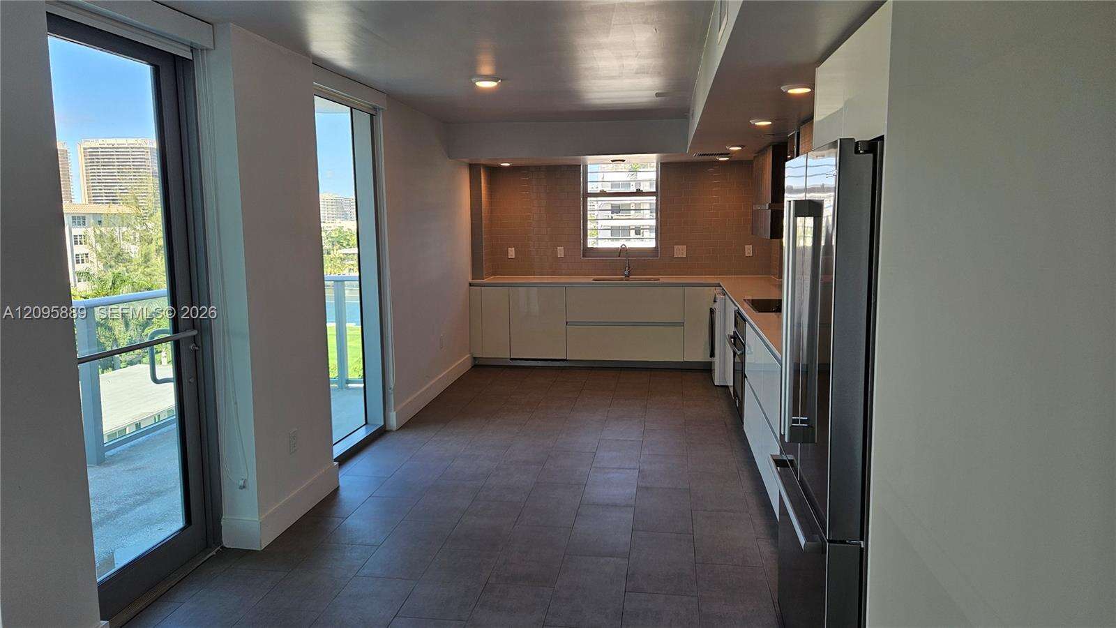 Bay Harbor Club | Unit #804 Unit #804 | Picture 7