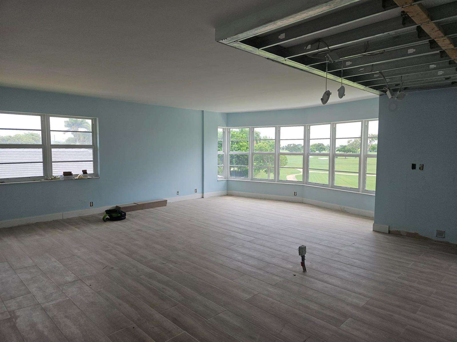 Country Club Towers | Unit #301 Unit #301 | Picture 3