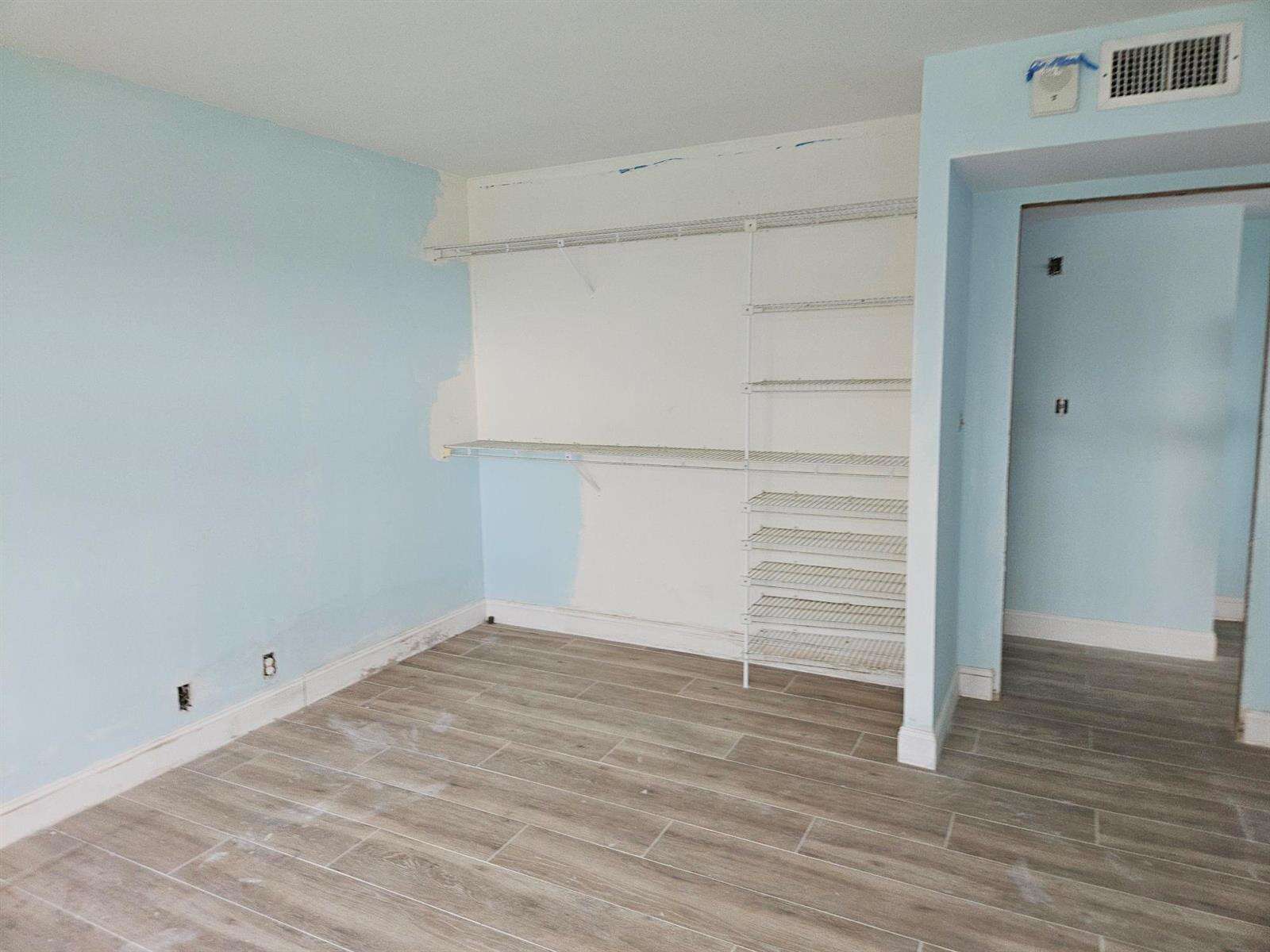 Country Club Towers | Unit #301 Unit #301 | Picture 6