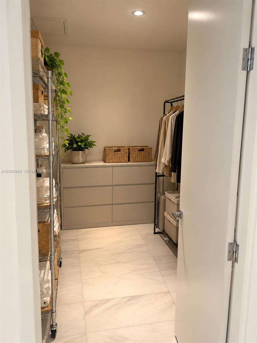 Missoni Baia | Unit #4101 Unit #4101 | Picture 16
