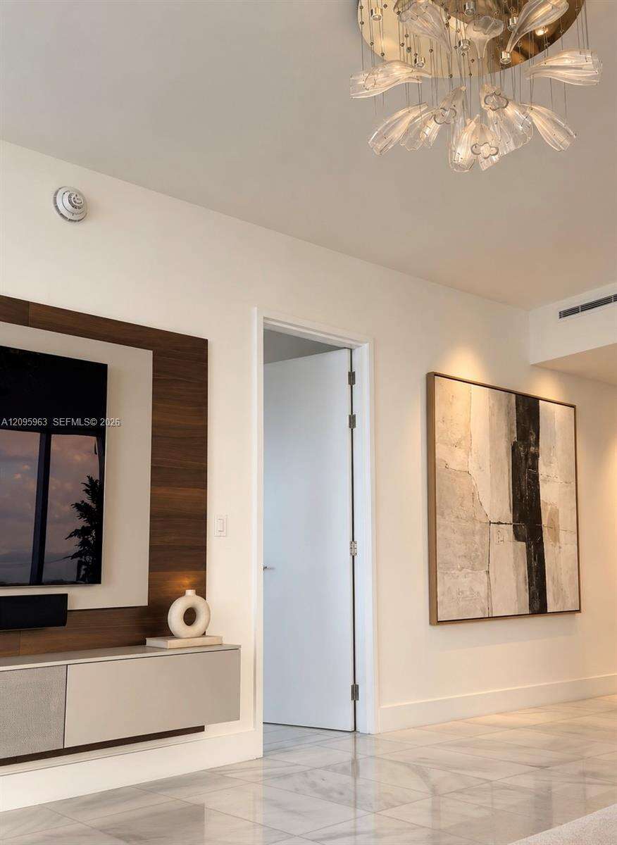 Missoni Baia | Unit #4101 Unit #4101 | Picture 7