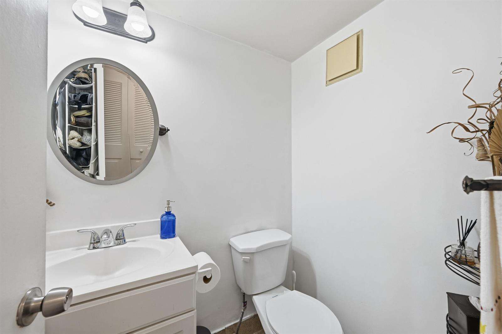 Durham T | Unit #T Unit #T | Picture 11