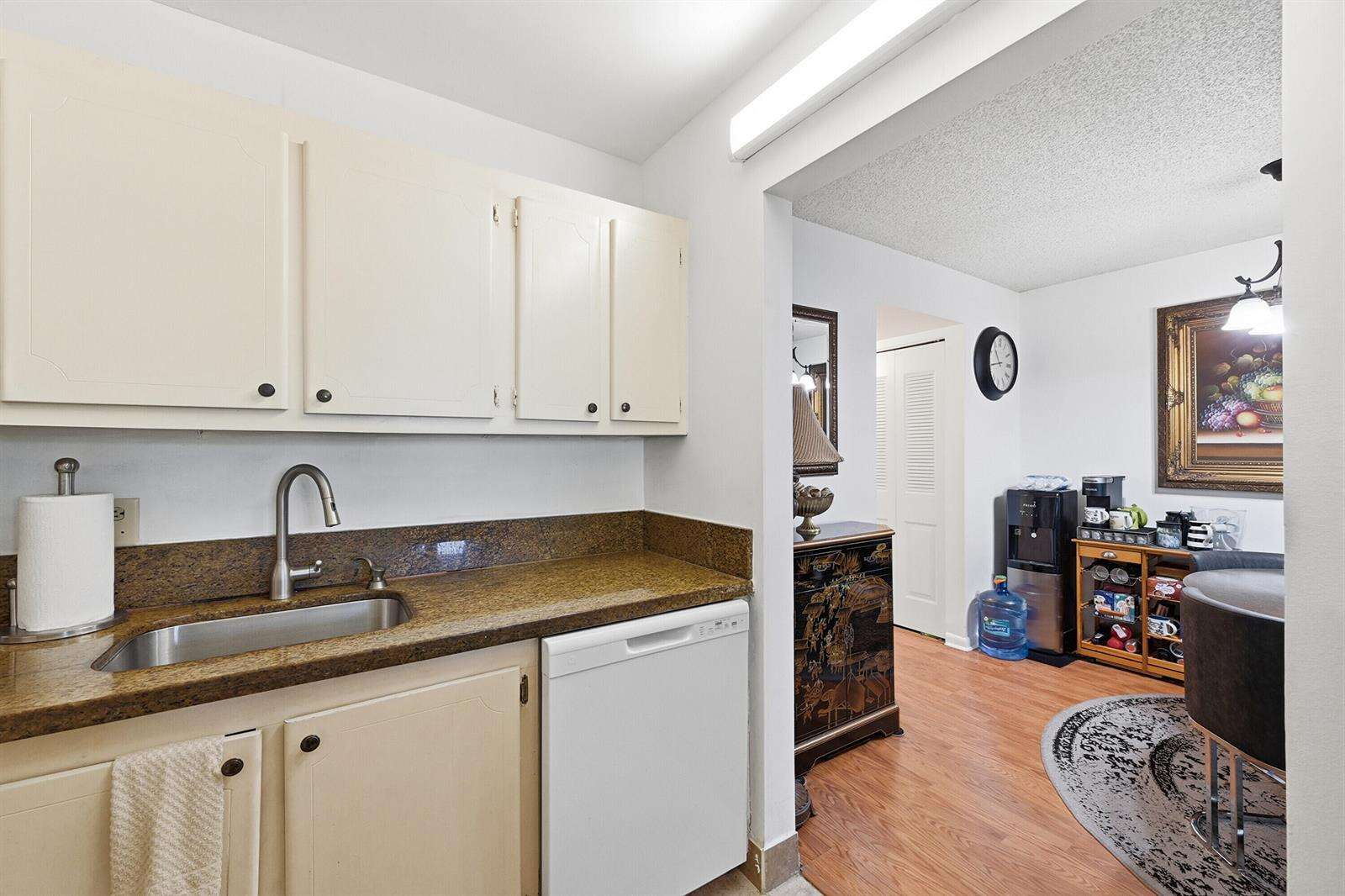 Durham T | Unit #T Unit #T | Picture 10