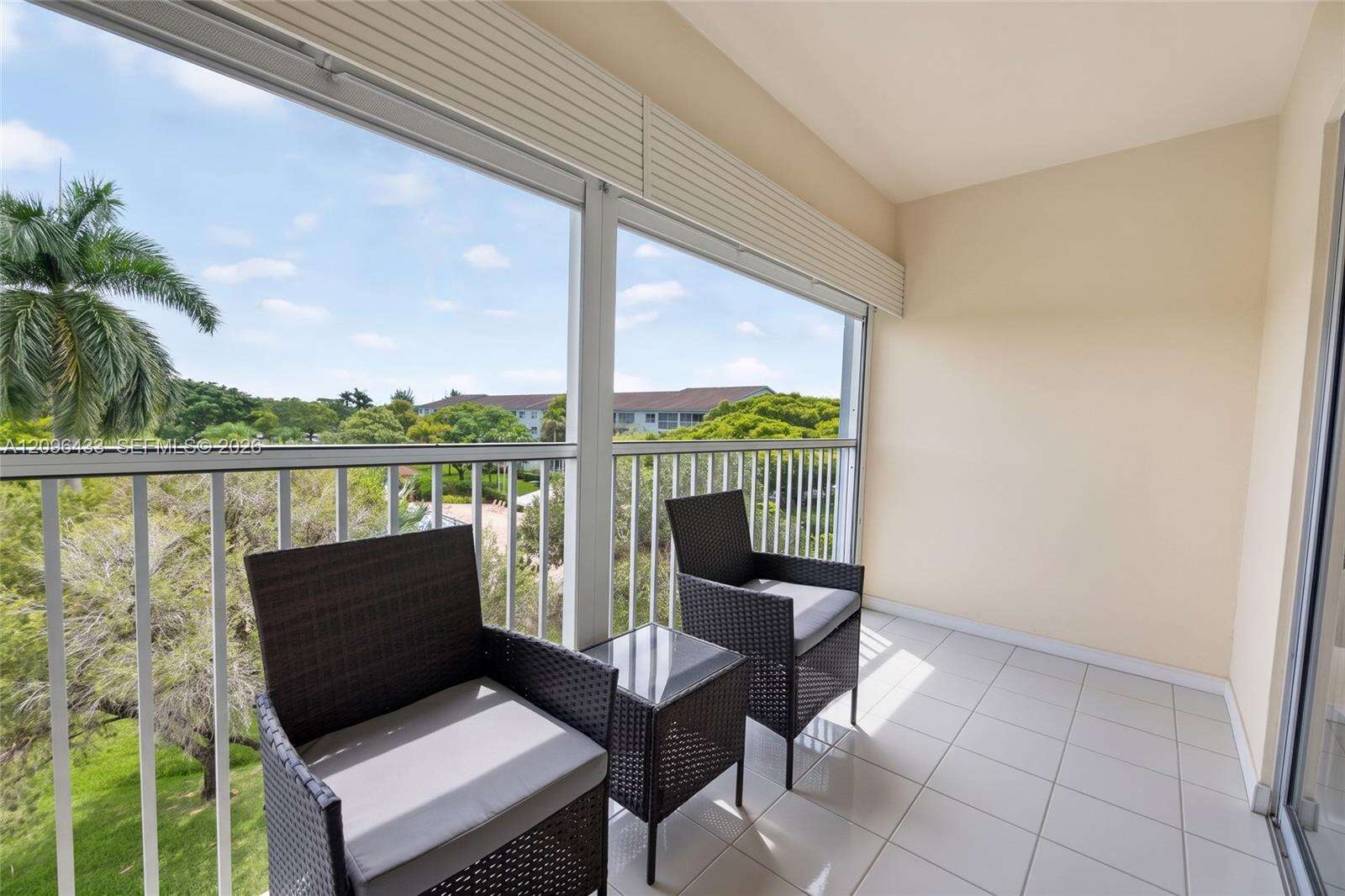 Cambridge At Century Village Condo Iv | Unit #405H Unit #405H | Picture 19