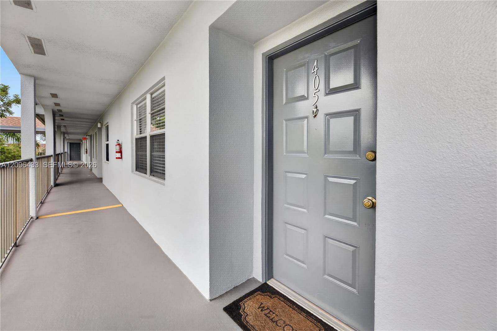 Cambridge At Century Village Condo Iv | Unit #405H Unit #405H | Picture 22