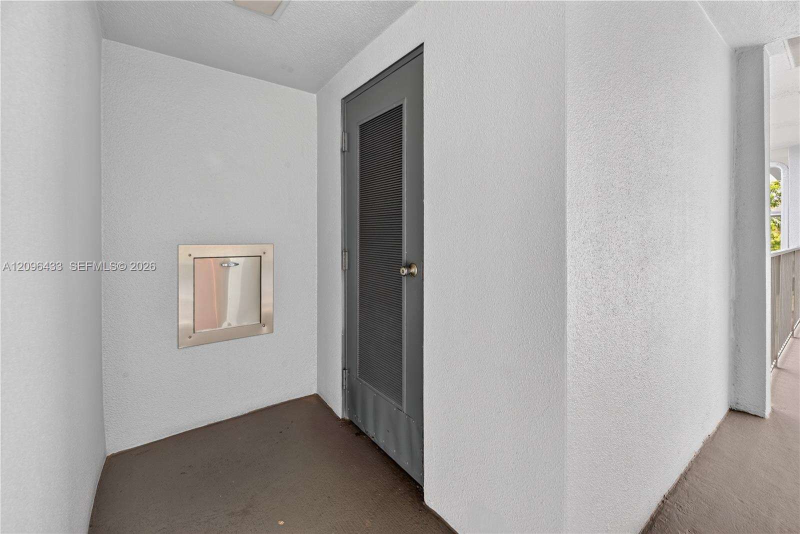 Cambridge At Century Village Condo Iv | Unit #405H Unit #405H | Picture 26