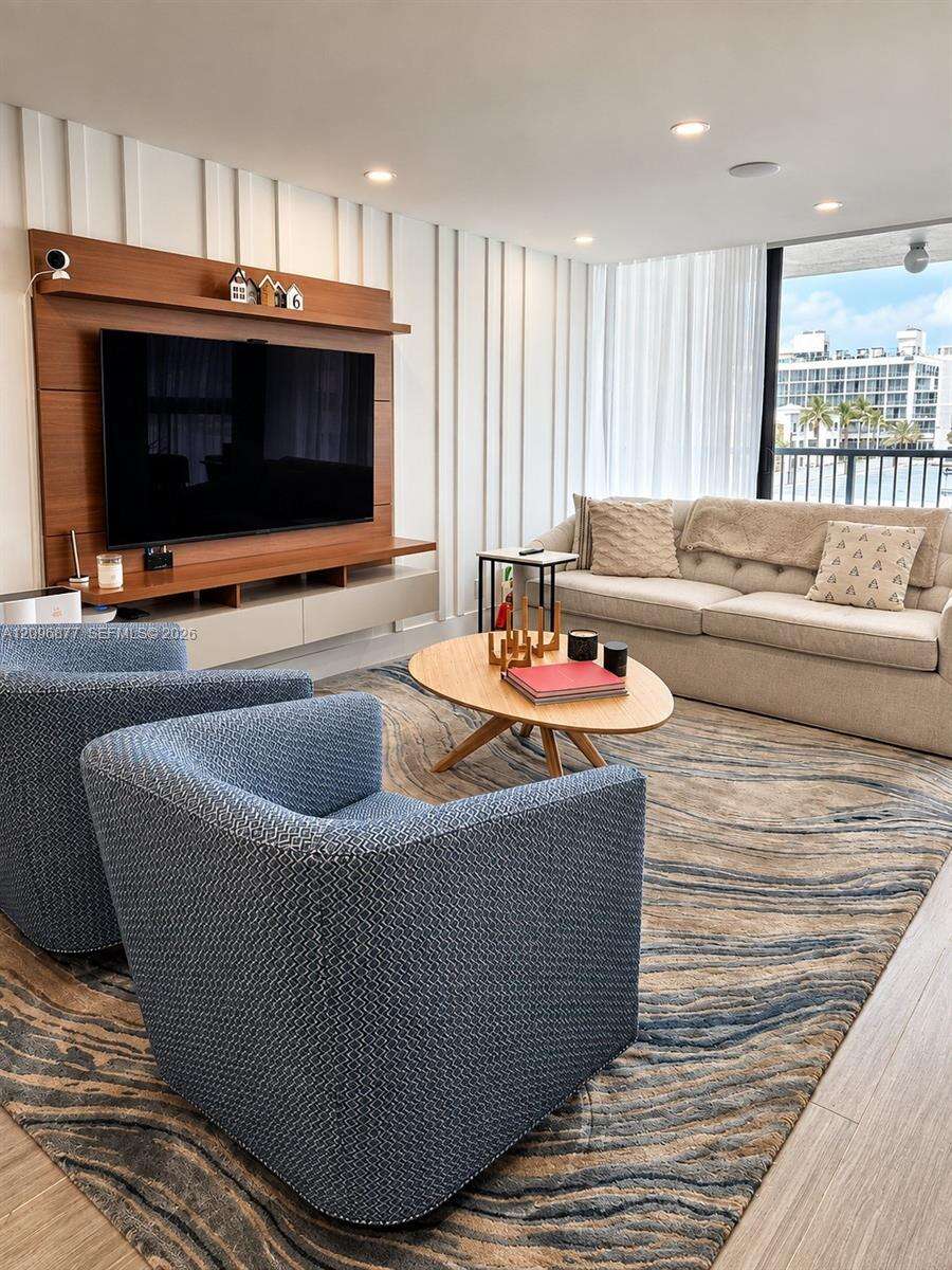 Mirasol Ocean Towers | Unit #503 Unit #503 | Picture 4