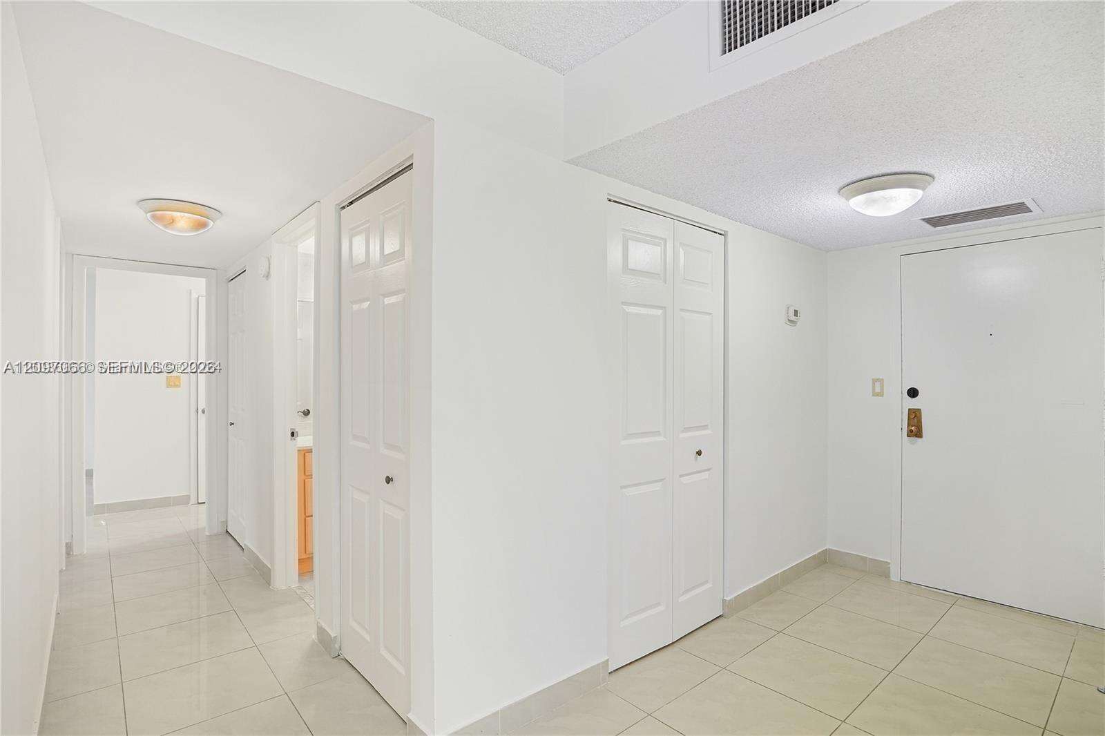 The Hallmark Of Hollywood | Unit #414 Unit #414 | Picture 9