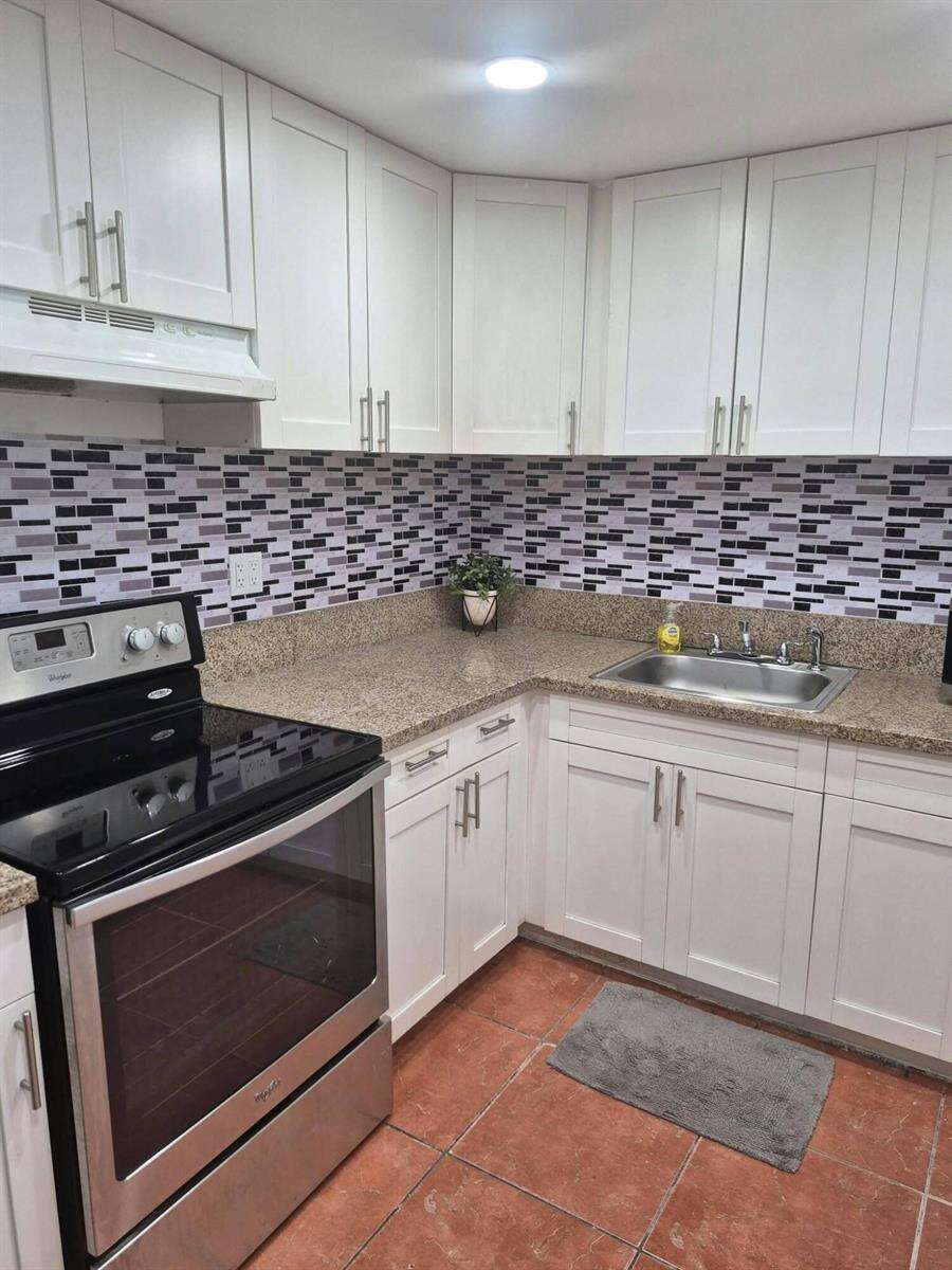 Coral Gardens | Unit #106-B Unit #106-B | Picture 2