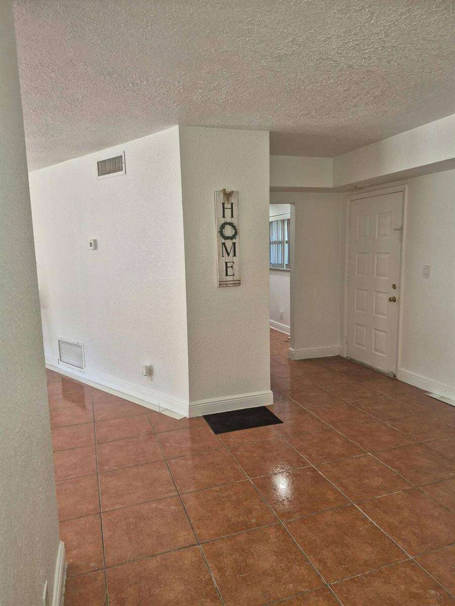 Coral Gardens | Unit #106-B Unit #106-B | Picture 11