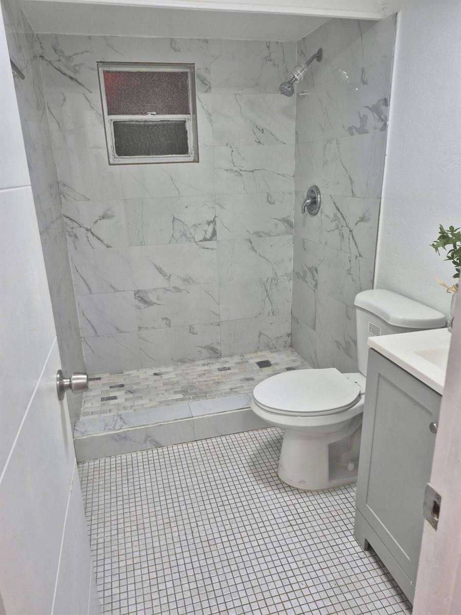 Coral Gardens | Unit #106-B Unit #106-B | Picture 15