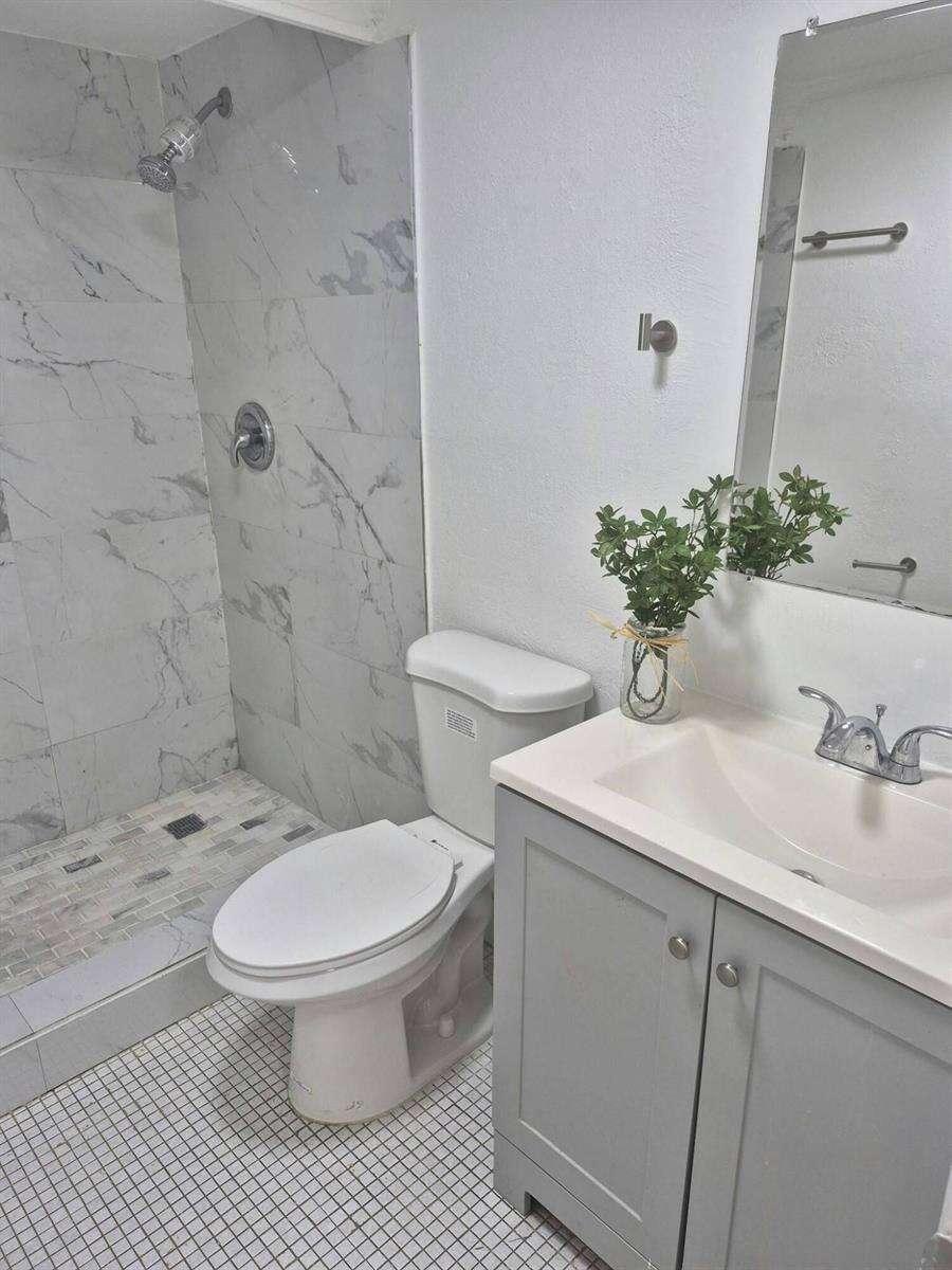 Coral Gardens | Unit #106-B Unit #106-B | Picture 16