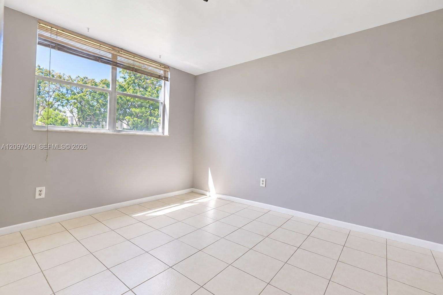 Lime Bay Condominium | Unit #103 Unit #103 | Picture 9