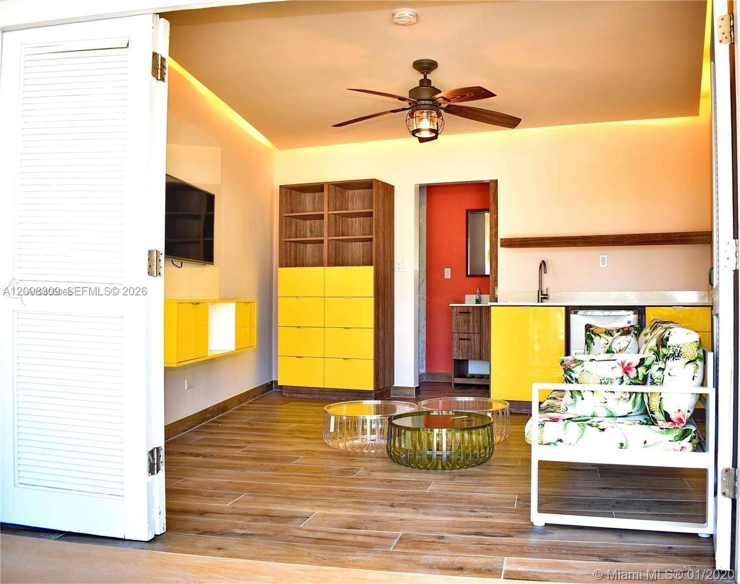 Crystal House | Unit #CAB16 Unit #CAB16 | Picture 1