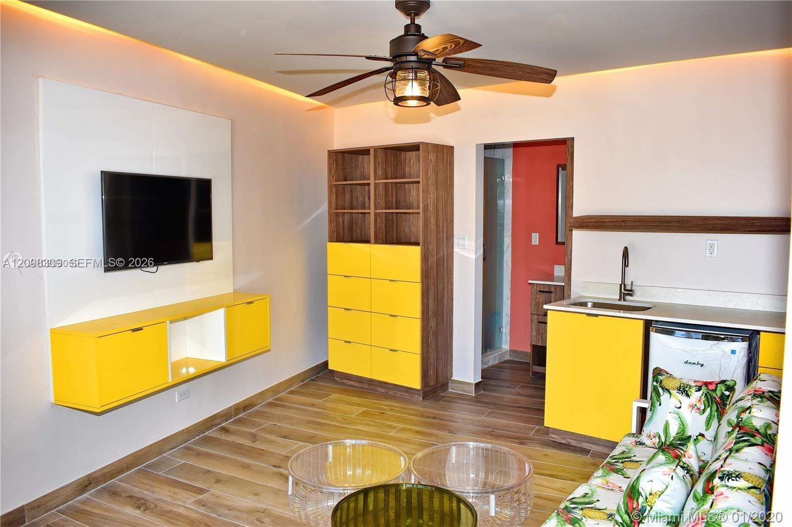 Crystal House | Unit #CAB16 Unit #CAB16 | Picture 2