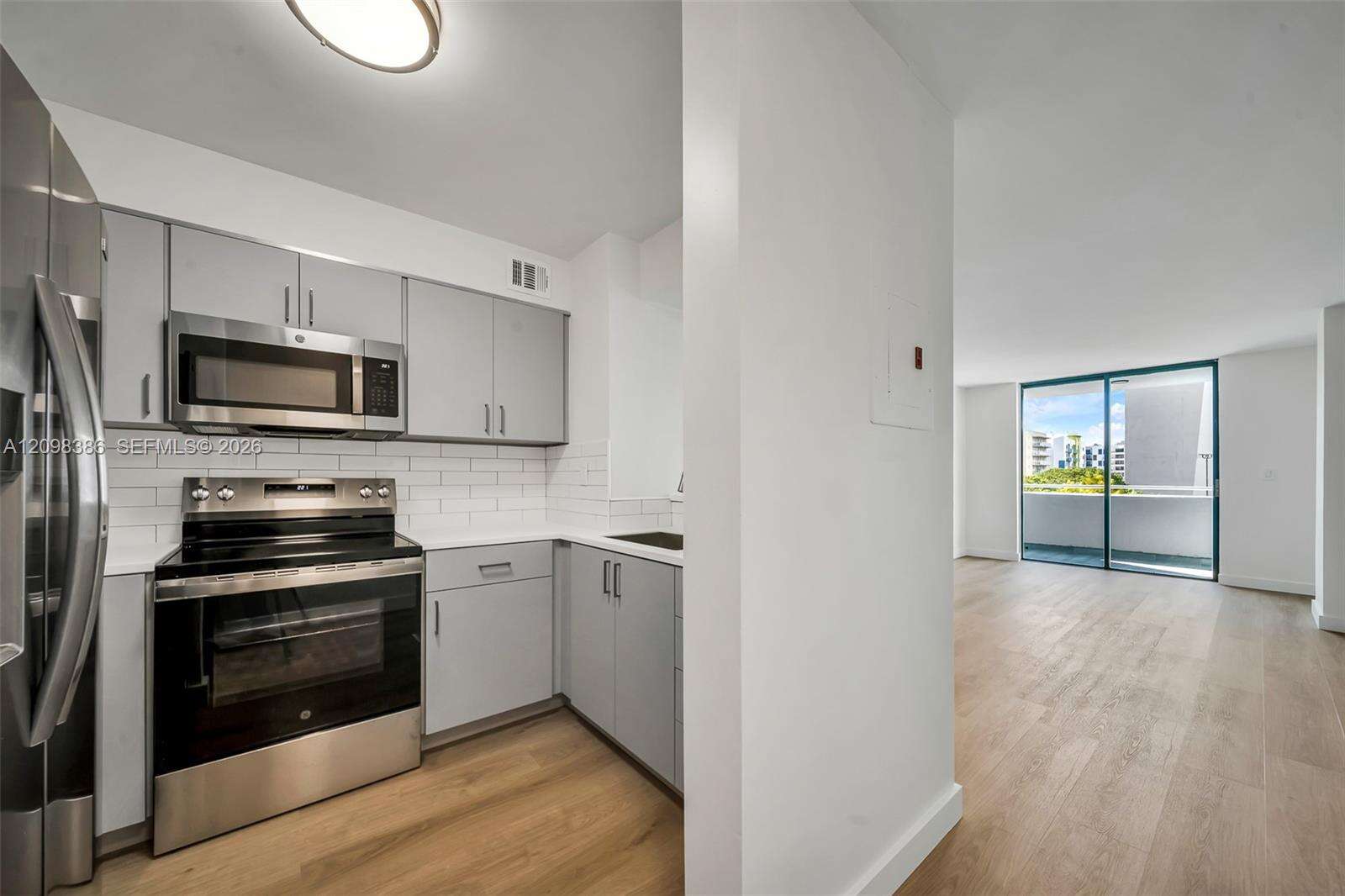 Rioplaza Condominium North | Unit #502 Unit #502 | Picture 2