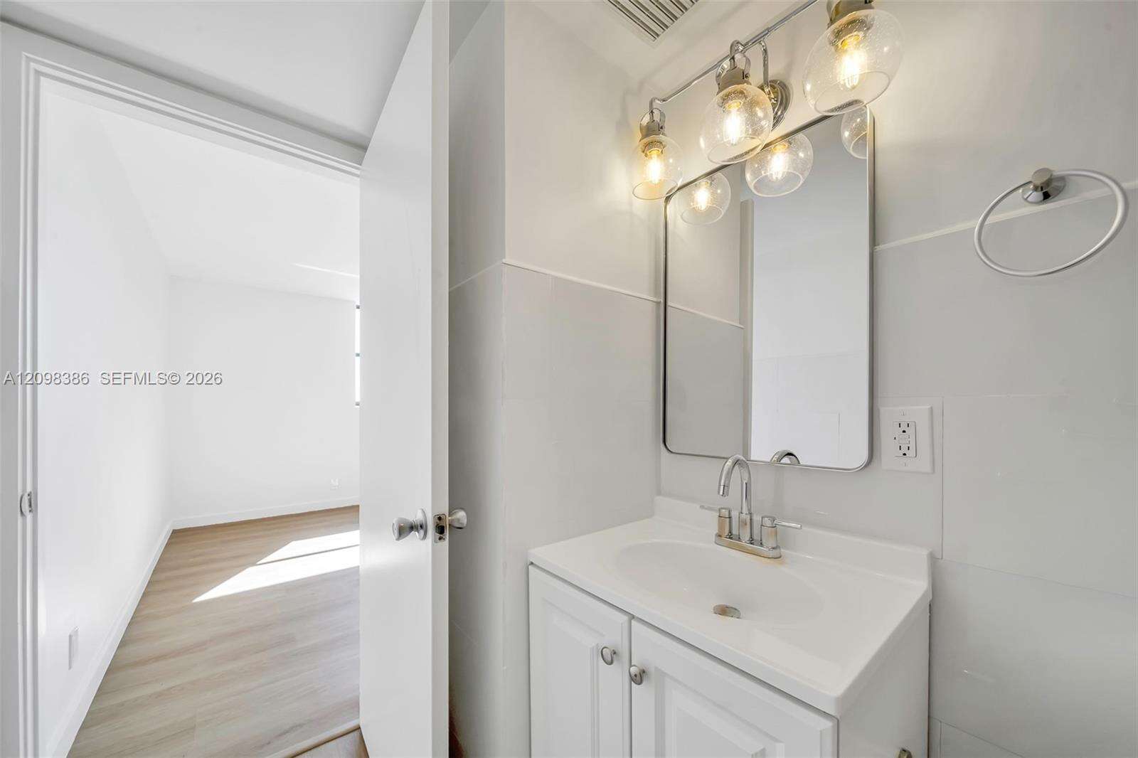 Rioplaza Condominium North | Unit #502 Unit #502 | Picture 17