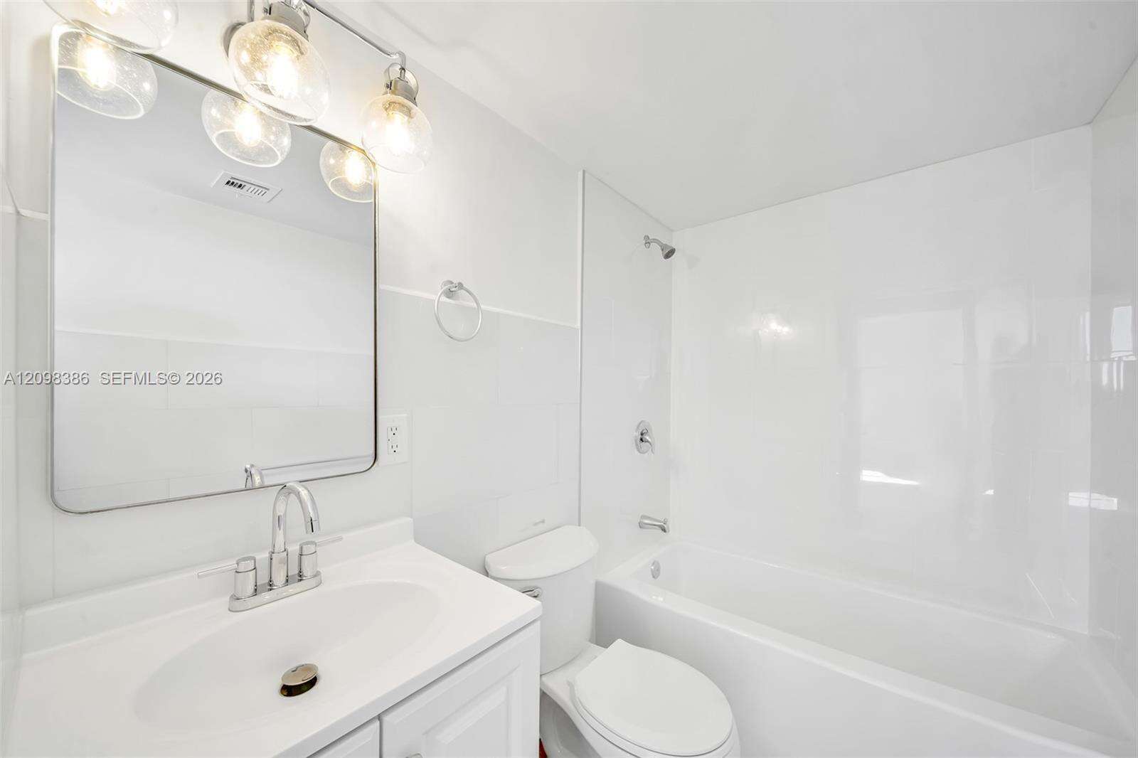 Rioplaza Condominium North | Unit #502 Unit #502 | Picture 18