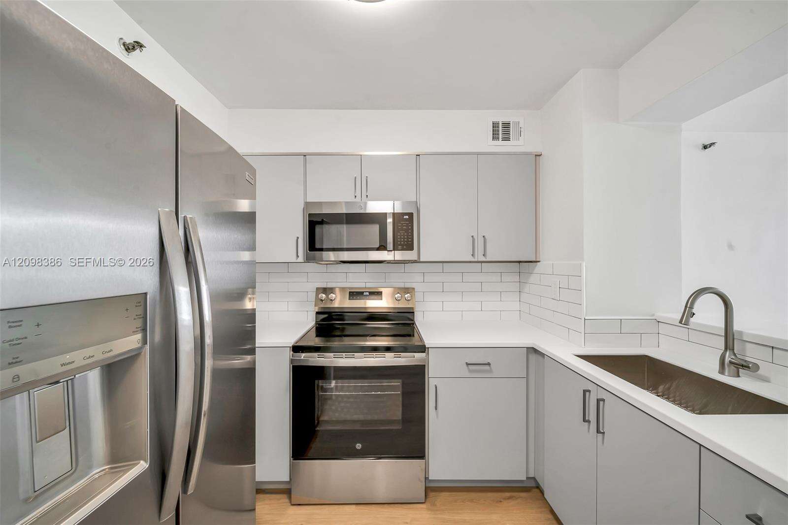 Rioplaza Condominium North | Unit #502 Unit #502 | Picture 3